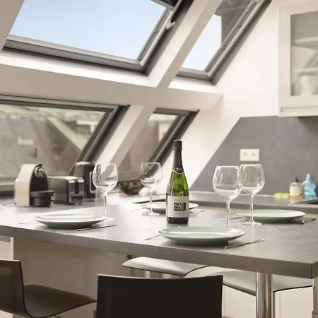 Ecrin Parisien Cosy & Chic Au Pied Des Champs Elysees 1 Min Apartment Paris