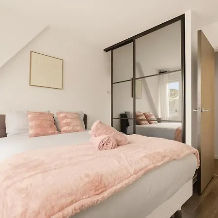 Ecrin Parisien Cosy & Chic Au Pied Des Champs Elysees 1 Min Apartment *