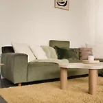 Ecrin Parisien Cosy&Chic Au pied des Champs Élysées 1 min